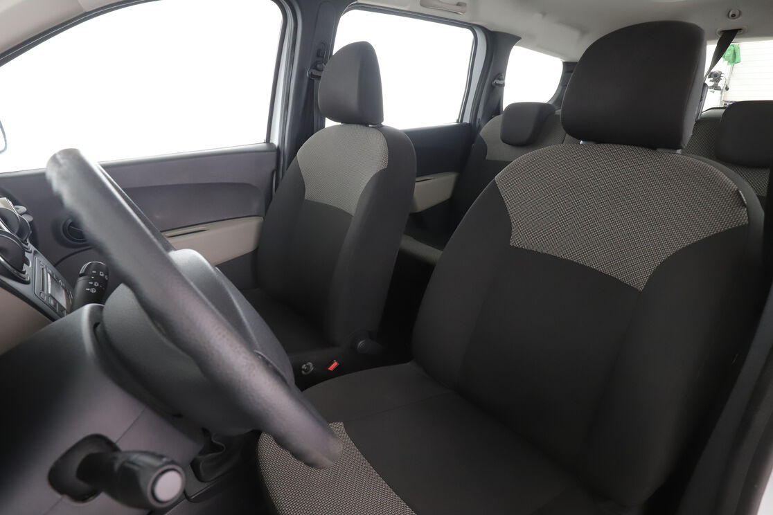 Dacia Lodgy 1.2 TCe Silver Line — photo 9