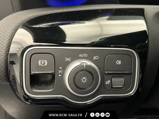Mercedes Classe A 200 d amg line — photo 18