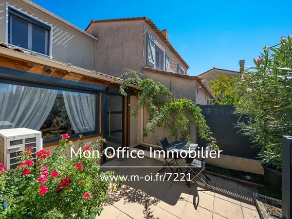 Vends maison - 100 m² - 4 pièces, 3 chambres - Venelles 13770