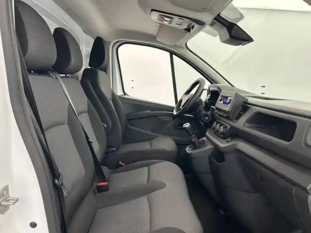 Renault Trafic fg blue dci 130 l1h1 3t gsr2 — photo 9