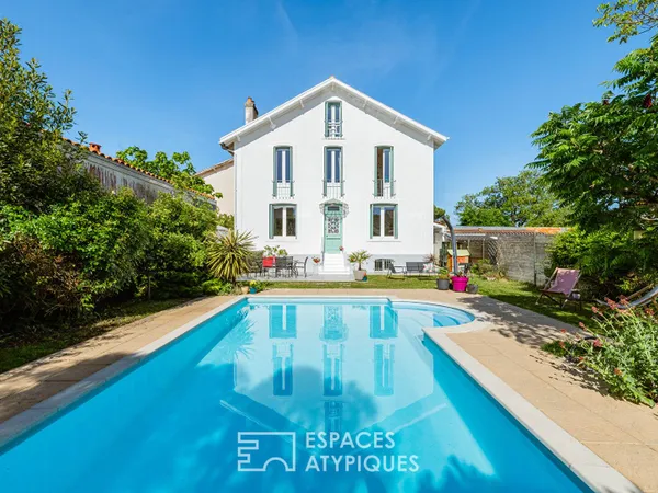Maison de ville au charme intemporel, véritable cocon familial