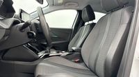 Peugeot 208 1.2 PureTech 100ch S&S Allure — photo 9
