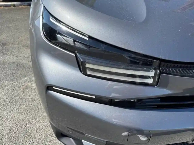 Citroën C4 hybride 145 ch e-dcs6 — photo 16