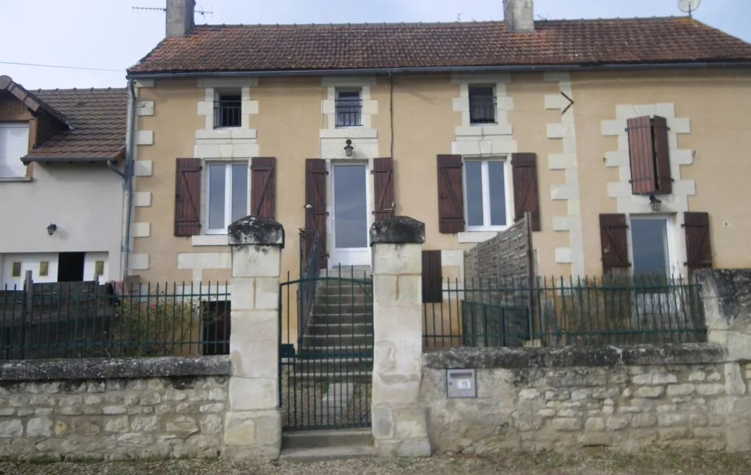 Photo 1