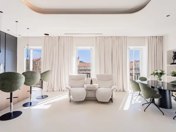 NICE PLACE WILSON - APPARTEMENT D'EXCEPTION DE 4 PIECES DE 150M2 A VENDRE - ÉTAGE ÉLEVÉ - BALCONS - 