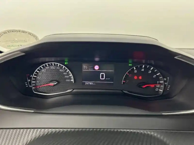 Peugeot 208 puretech 75 s&amp;s bvm5 — photo 35