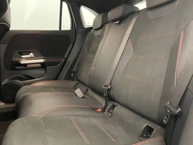 Mercedes Gla 250 e 8g-dct — photo 16