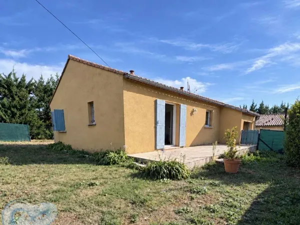 Maison de 67 m² habitables environ sur terrain de 450 m²