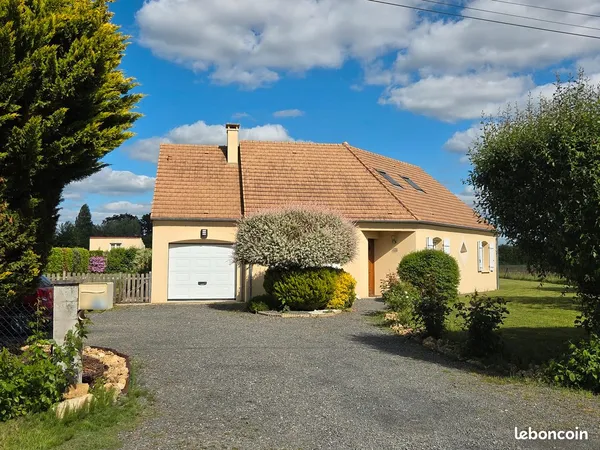 Maison familiale de 120 m² à Saint-Corneille - Prête à accueillir de nouveaux souvenirs