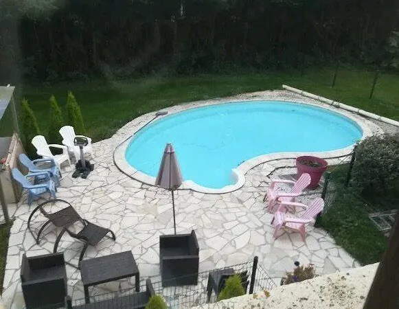 Maison 12 pièces 346 m²