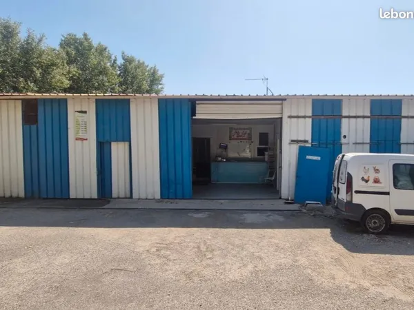 Ffond de commerce abattoir de volailles