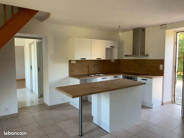 Maison T4 à la campagne avec jardin