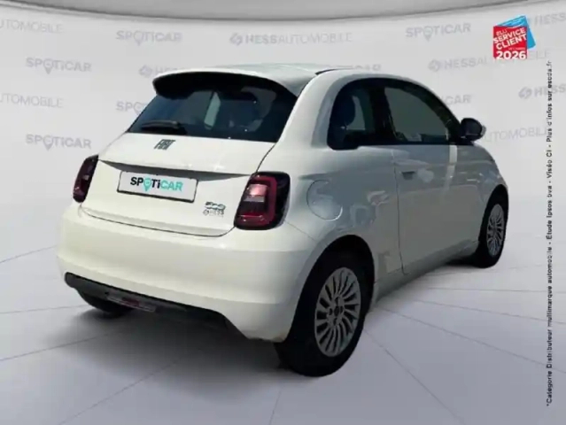 Fiat 500 e 95ch action — photo 6
