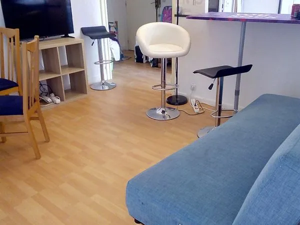 Chambre dans un grand appartement