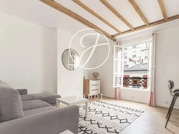 Paris 18e - RUE ANDRÉ BARSACQ / MONTMARTRE / ABBESSES - Appartement à louer - 2 pièces meublé - 34,9