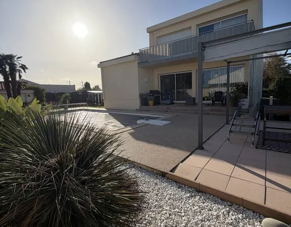 Maison 6 pièces 200 m²