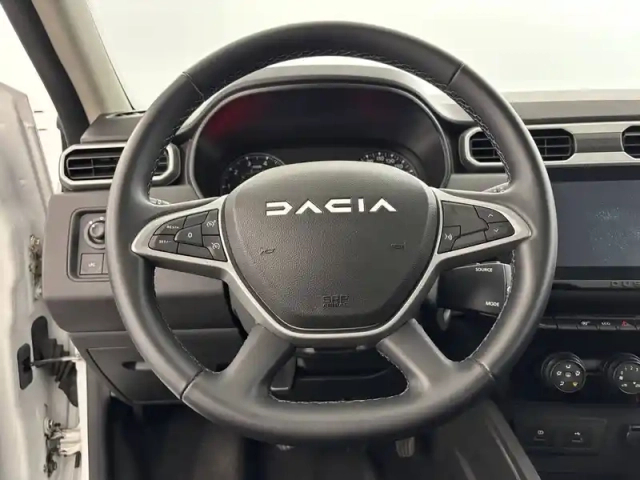 Dacia Duster eco-g 100 4x2 — photo 30