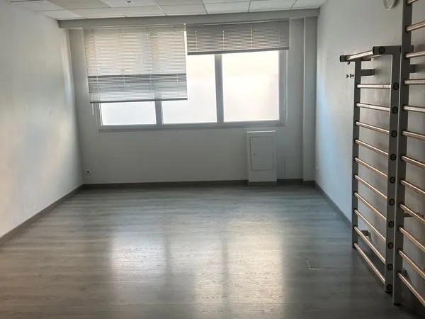 Salle de rééducation / activité physique / bien être