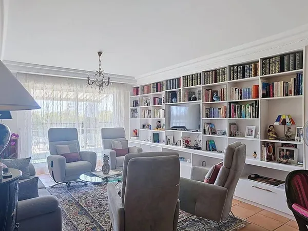 Appartement 3 pièces 129 m²