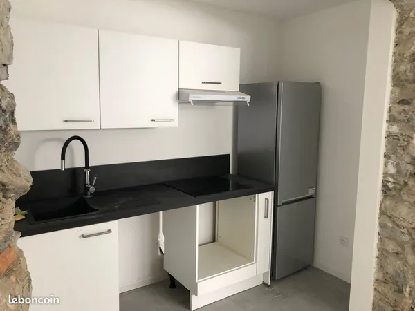 T2 40 m² cosy avec patio sécurisé Grenoble