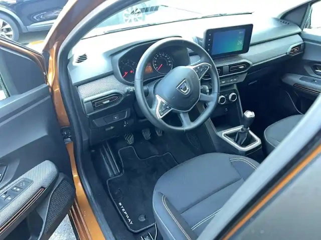 Dacia Sandero tce 90 — photo 16