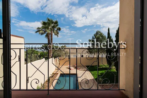 Maison 6 pièces 203 m²