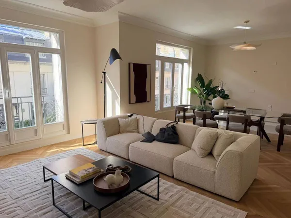 Appartement 5 pièces 105 m²