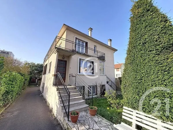 Appartement 6 pièces 113 m²