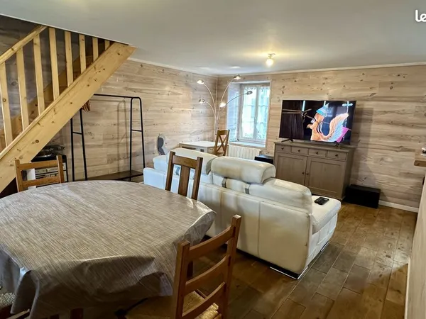 Location meublée 2 chambres 1 grand lit et 2 lits de 90/120 avec Parking, Wifi