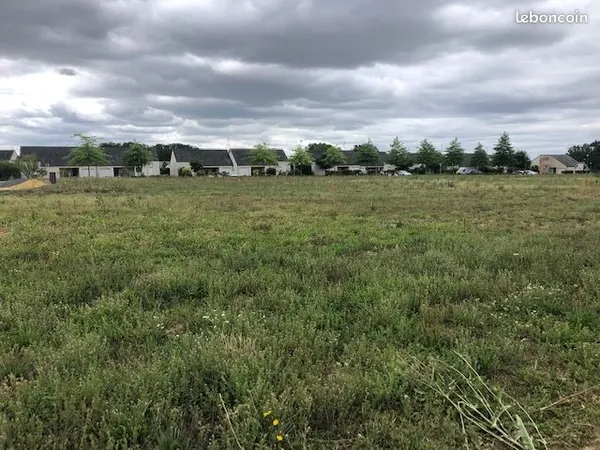 Terrain 819 m² Richelieu