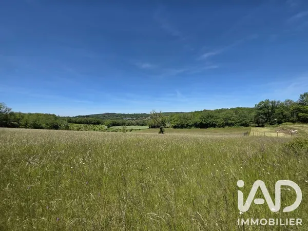 Terrain 4482 m²