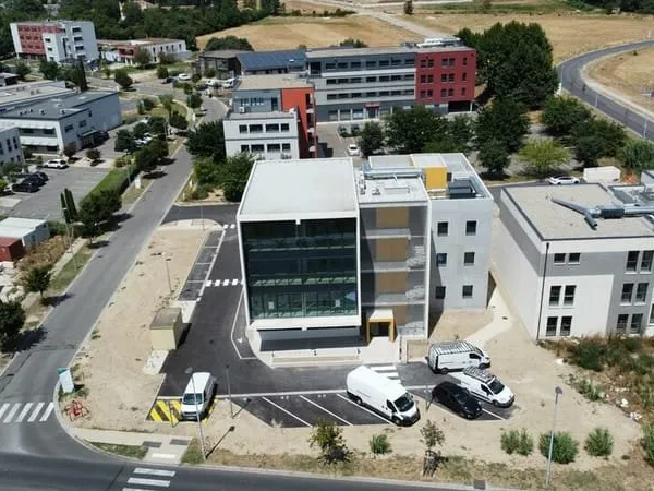 À VENDRE - BUREAUX 504M² DIVISIBLES - AVIGNON