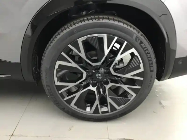 Renault Austral nouveau full hybrid e-tech 200 ch esprit alpine — photo 9