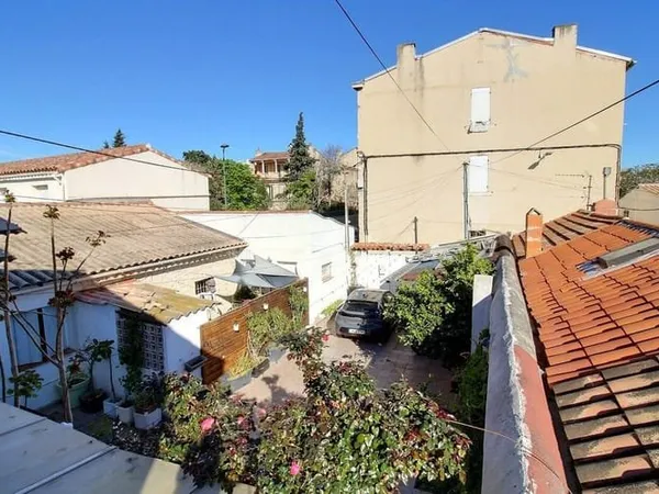 Maison 12 pièces 300 m²