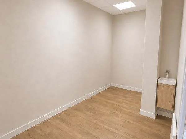 Bureau professionnel 11 m² - Centre-ville Bruay-la-Buissière - PMR - Parking