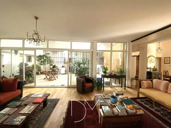 Maison 11 pièces 270 m²