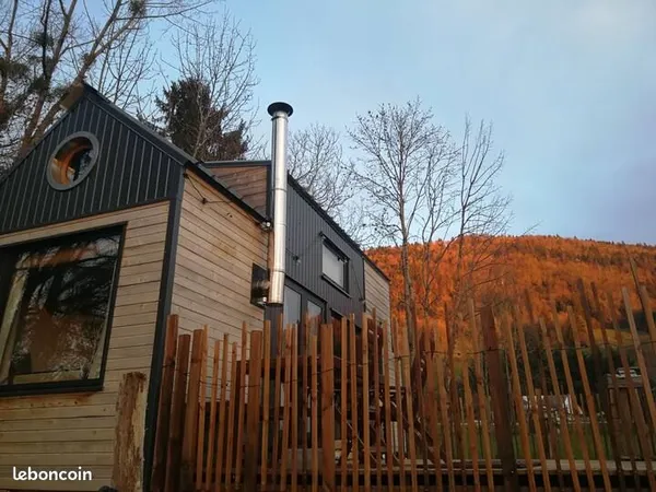 Tiny house 25 m² habitables : lumineuse, cosy type “chalet” et prête à vivre