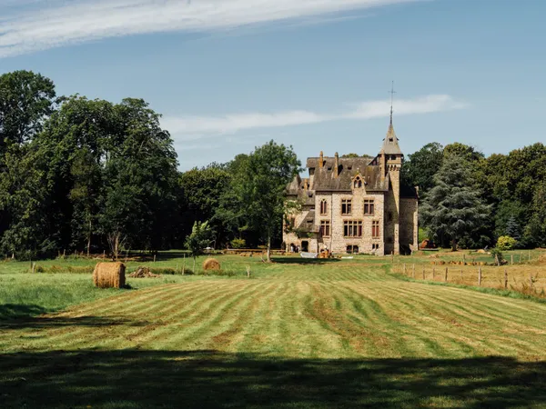 Vends château bord de rivière 490m² Pays de la Loire
