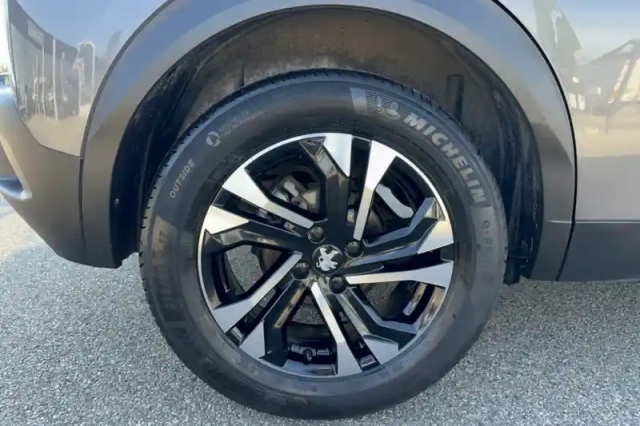 Peugeot 2008 puretech 130 s&amp;s eat8 — photo 30