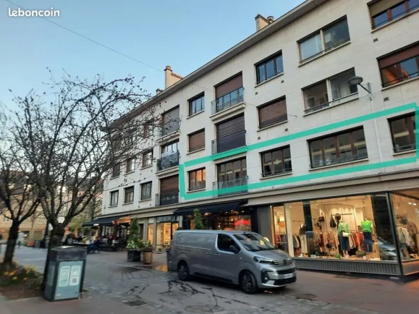 BUREAUX 105 m² ROUEN