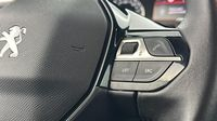 Peugeot 2008 1.2 PureTech 130ch S&S Style EAT8 — photo 17