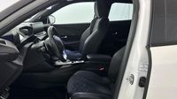 Peugeot 2008 1.5 BlueHDi 130ch S&S GT Pack EAT8 — photo 12