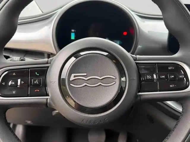 Fiat 500 e 118ch my23 — photo 12