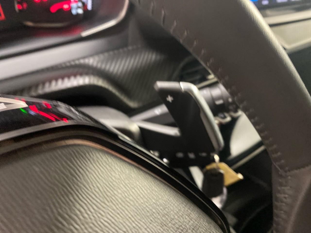 Peugeot 2008 puretech 130 s&s eat8 allure — photo 20