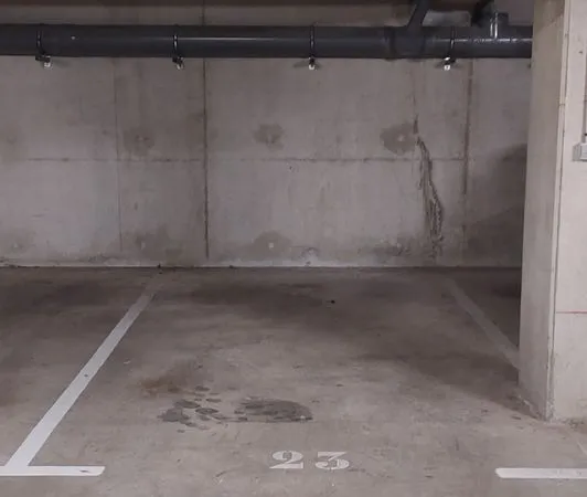 Parking sécurisé Ponts-Jumeaux - 2,40 × 5 m - accès facile