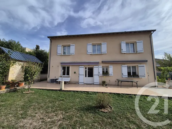 Maison 7 pièces 181 m²