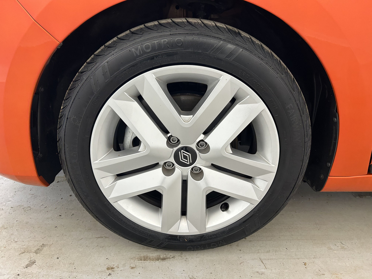 Renault Clio 5 — photo 18