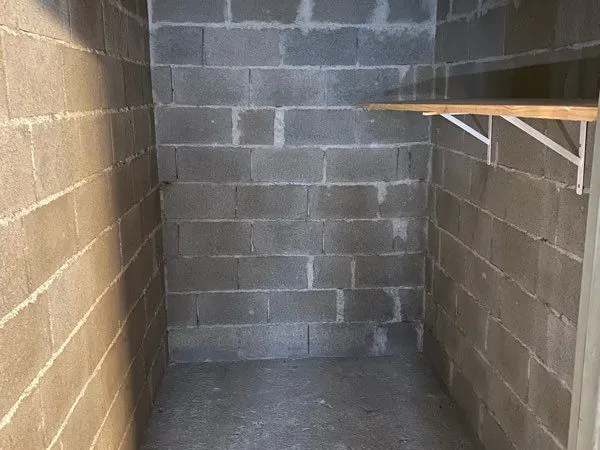 Garage à scooter à louer