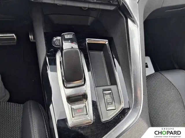 Peugeot 3008 hybrid 225 e-eat8 — photo 22