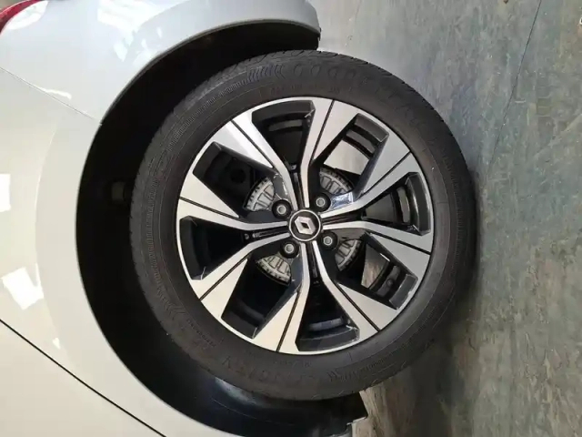 Renault Clio sce 65 — photo 10